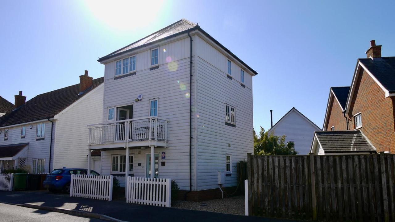 The Salty Dog Holiday Cottage, Camber Sands ライ エクステリア 写真